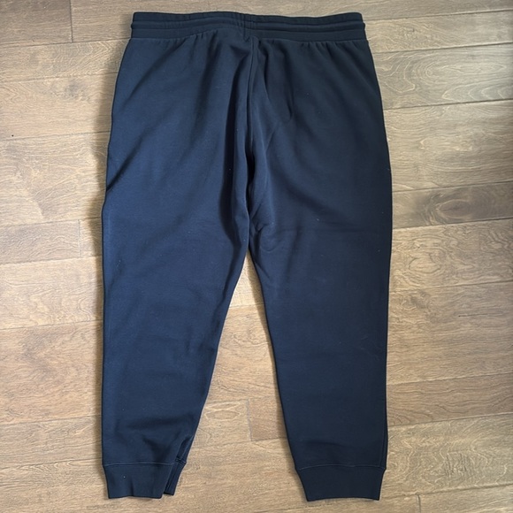 EUC Fabletics Men’s Joggers Fleece Interior Black Size XXL - Picture 2 of 6